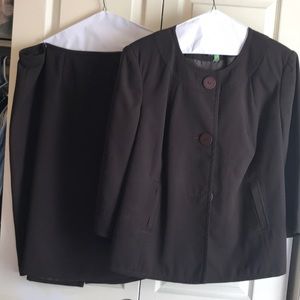Women’s skirt suit